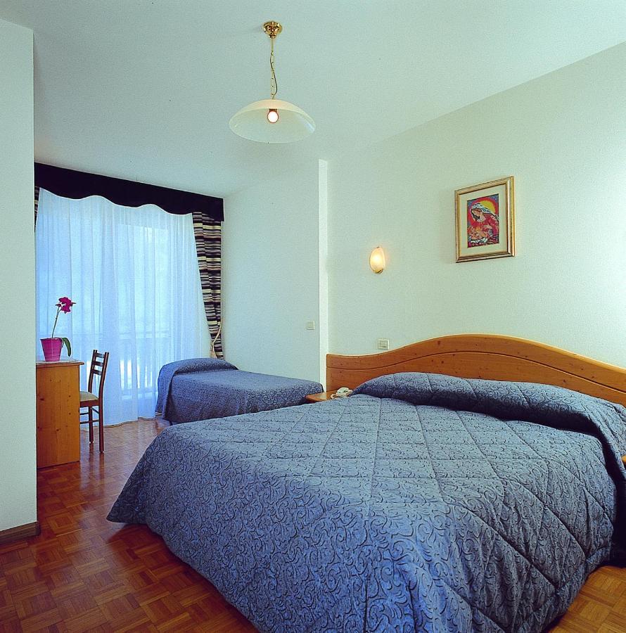 Hotel Al Plan Andalo Ruang foto